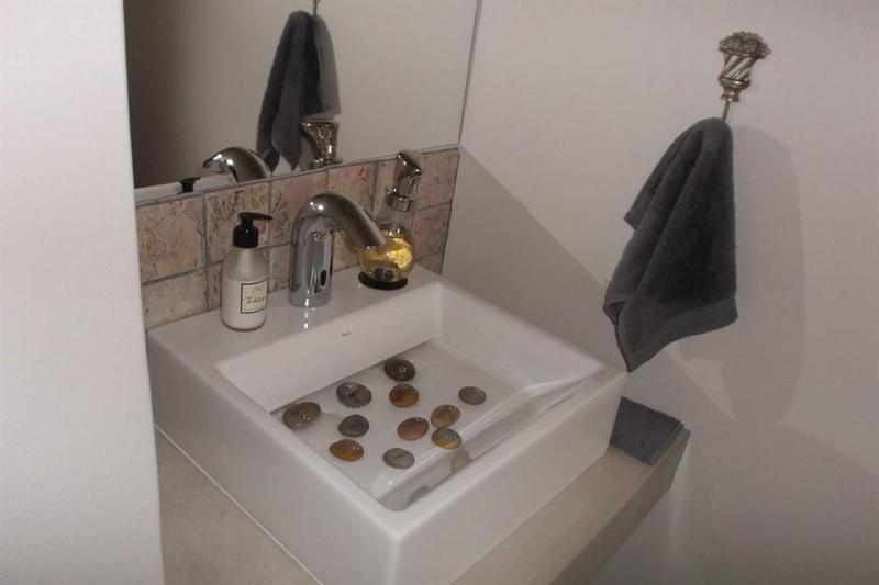 4 Bedroom Property for Sale in Stilbaai Wes Western Cape